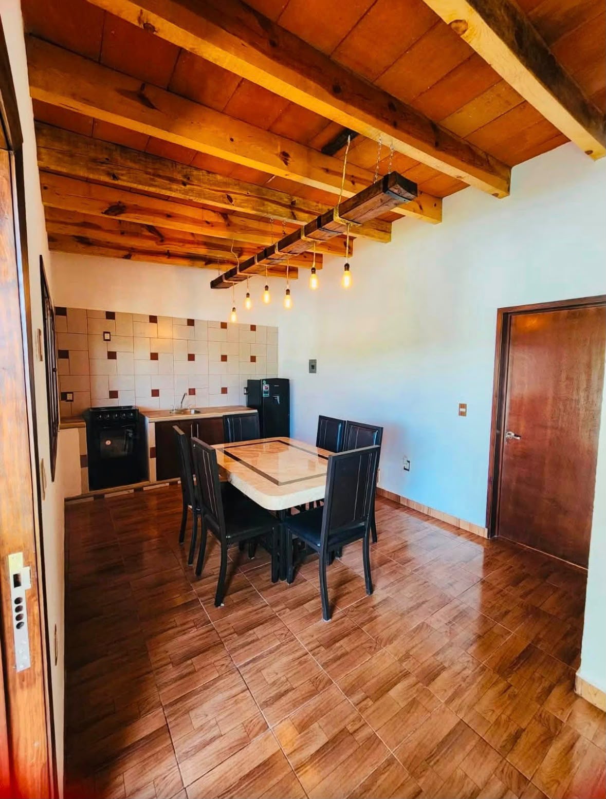 Comedor de la cabaña